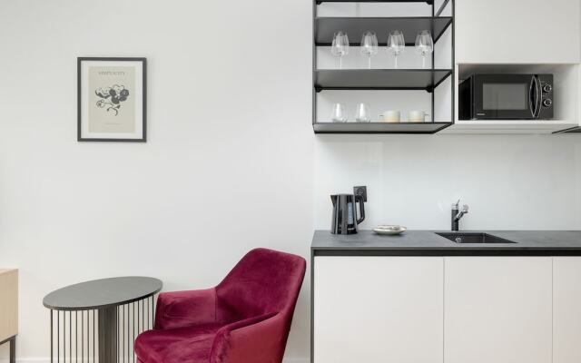 Modern Studio by Renters
