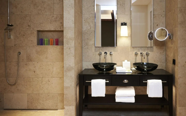 DO & CO Hotel München