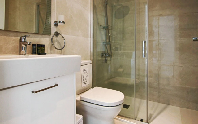 Phaedrus Living: Luxury Villa Ellison