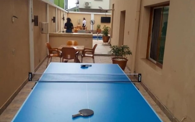 Presken Hotel @Oniru