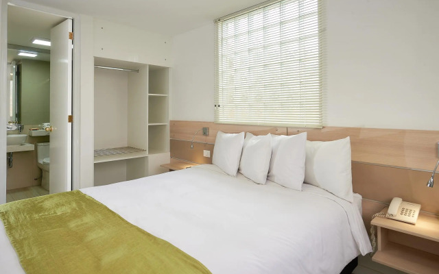 Hotel Natura Inn