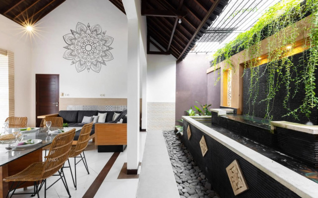 Villa Lapiz Lazuli Seminyak Kuta