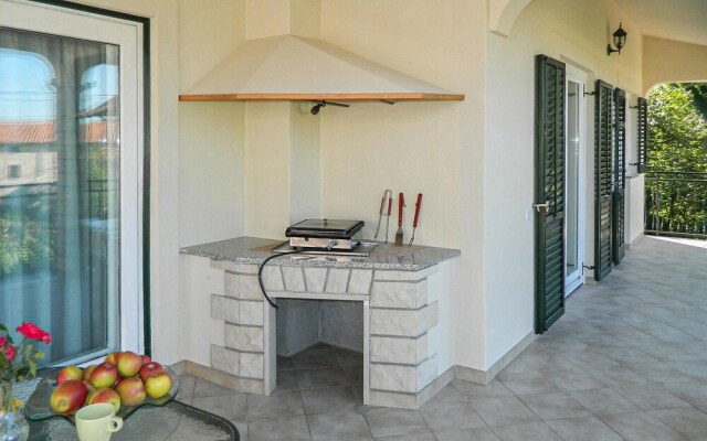 Amazing Apartment in Susnjici With Wifi and 3 Bedrooms
