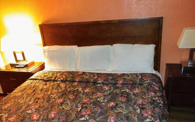 Regency Inn & Conference Center