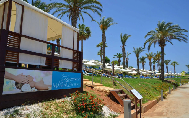 The Golden Coast Beach Hotel
