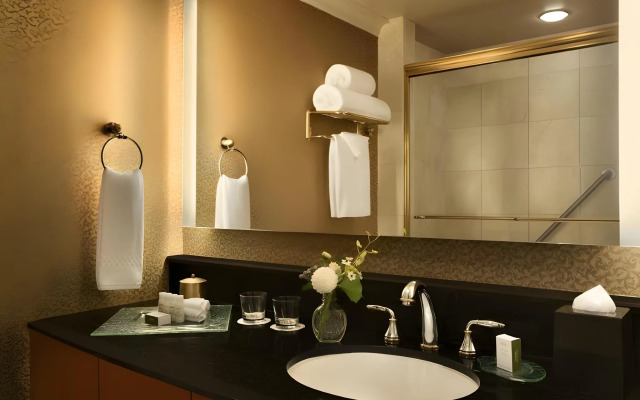 Executive Hotel Le Soleil