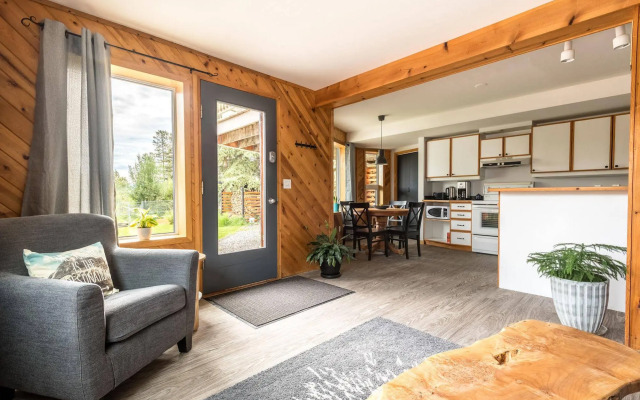 Urban Caribou Bed and Breakfast