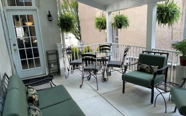 Manayunk Chambers Guest House