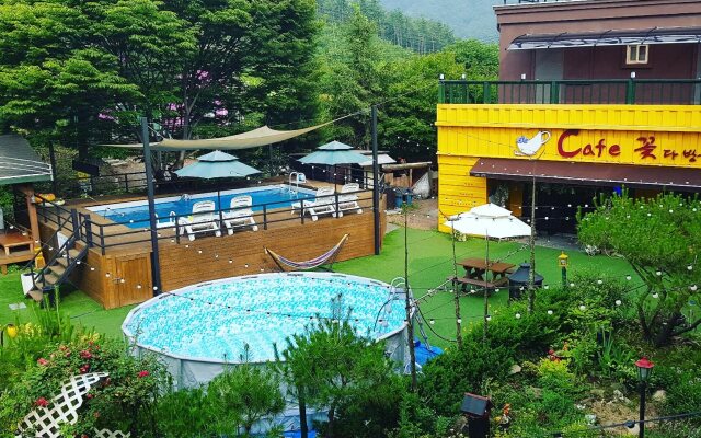 Blossom Pension