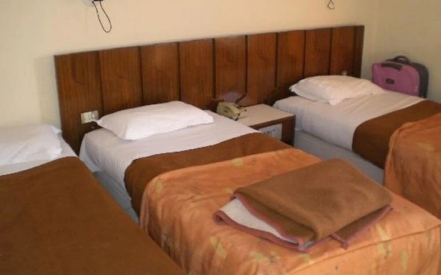 Triple Room in Center Marrakech - Close to Everything
