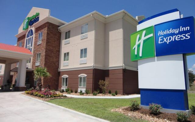 Holiday Inn Express Kenedy, an IHG Hotel