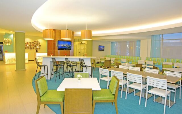 SpringHill Suites North Shore