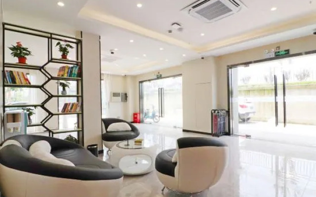 Zsmart Zhishang Hotel (Shanghai Zhangjiang Road subway station store