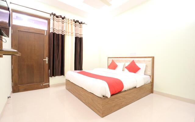 OYO 48657 Hotel Pearl 42