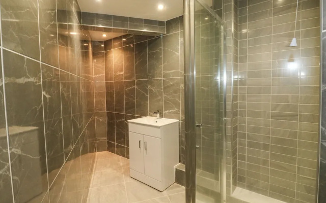 11 Magdalene Road