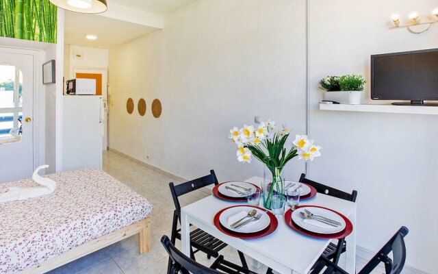 Pleasant Apartment in Torremolinos With Swimming Pool