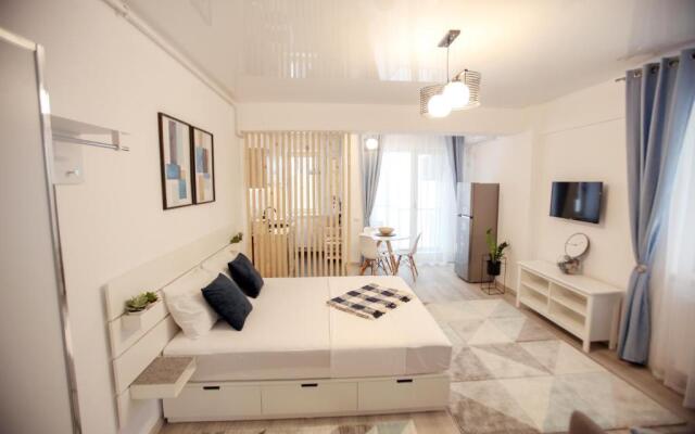 Premium Studios Mamaia Nord - Marea la 50m