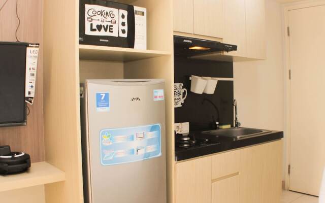 Cozy Living Studio Room At Springlake Summarecon Bekasi Apartment