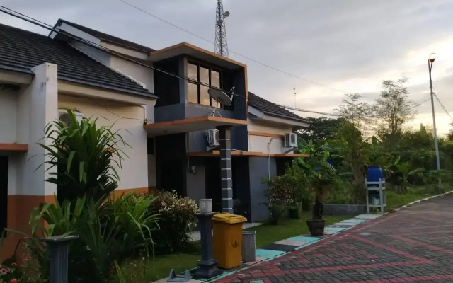 Deriza House