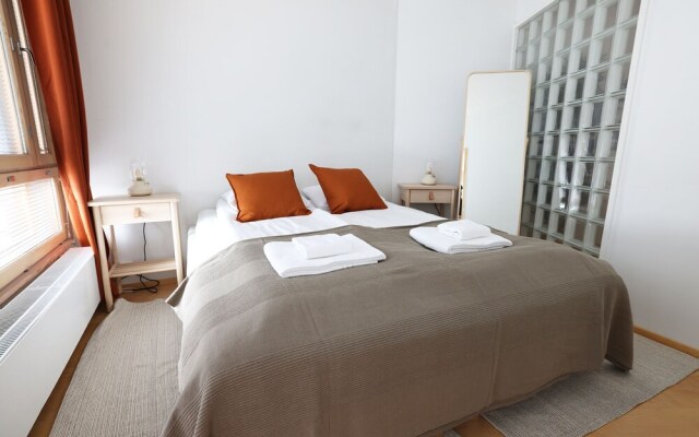 2ndhomes Premium Apt w Sauna & Balcony