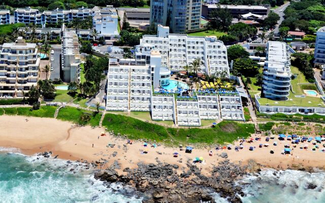 First Group La Montagne