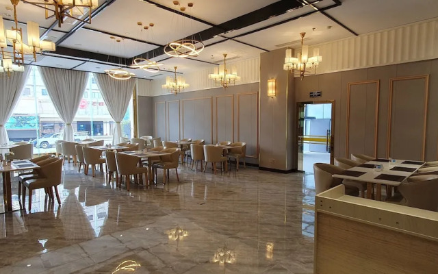 Legend Hotel and Resort