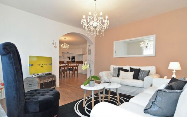 Apartment 1089