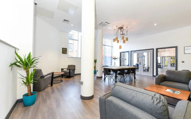 Student Only Swanston House