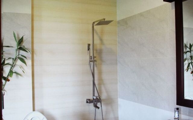 Truong Tinh Hotel
