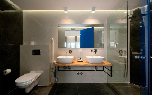 Lefko Suites