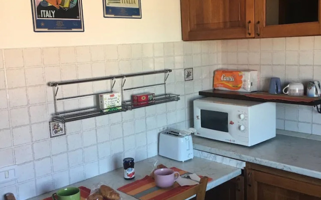 Inviting 2-bed Apartment in Roma