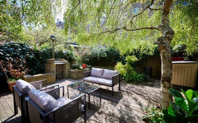 The London Classic - Captivating 2bdr Flat With Garden