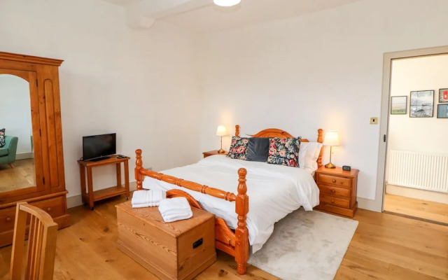 Natland Hall Cottage