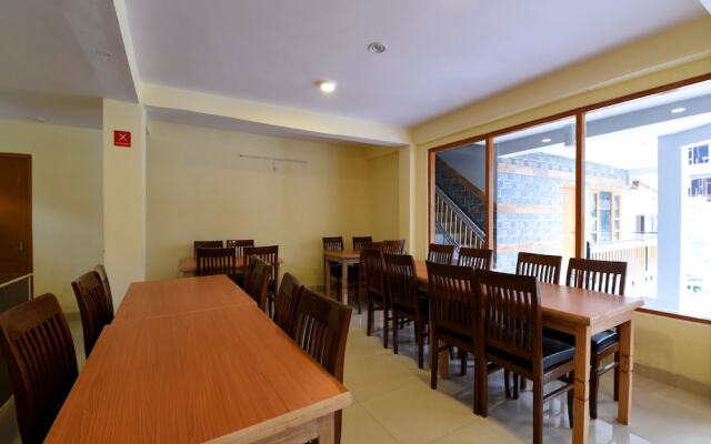 OYO 15216 North Villa