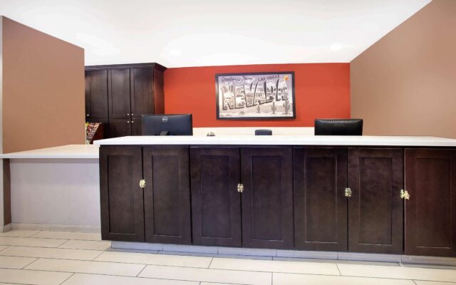 Super 8 by Wyndham Las Vegas Nellis AFB Area
