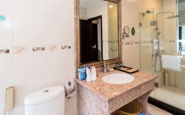 ZheShang ShiMao Yulong Hotel – Bathroom – Jiaxing