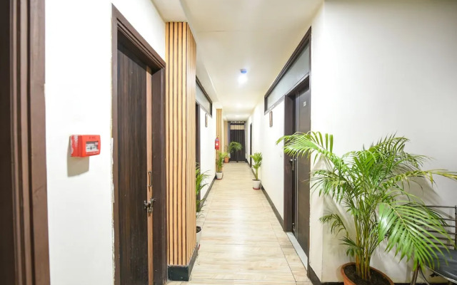 Fabhotel Ess Pee Grand