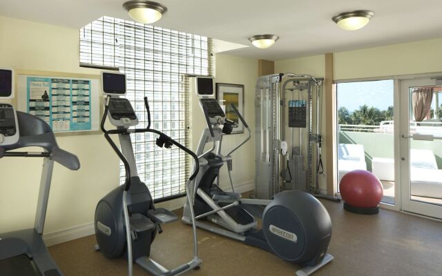 Hilton Vacation Club Crescent on South Beach Miami