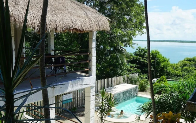 XO Hotel Bacalar - Frente Laguna
