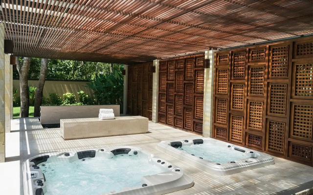 REVIVO Wellness Resort Nusa Dua Bali