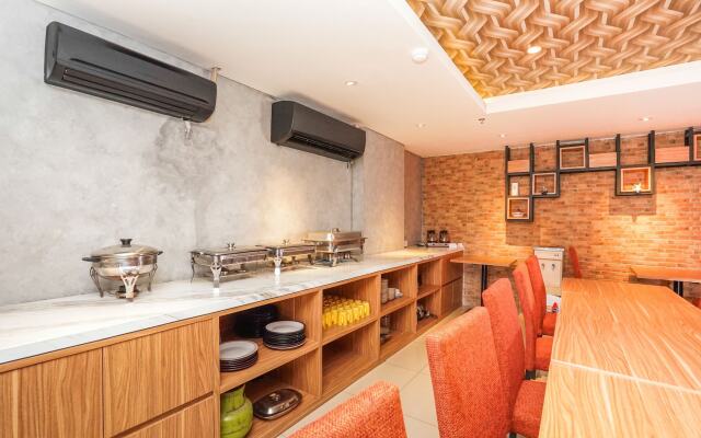 OYO Flagship 2261 Pp Properti Pavilion Permata