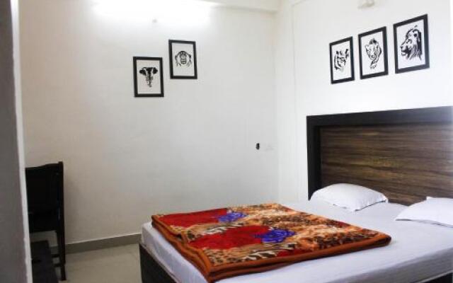Hotel Periyartigers