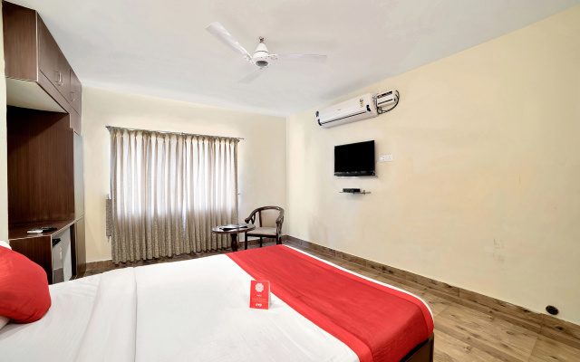 OYO 674 Apartment Hotel Manar Luxury Suites
