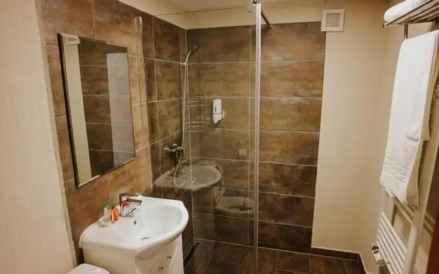 Cabana Laptici