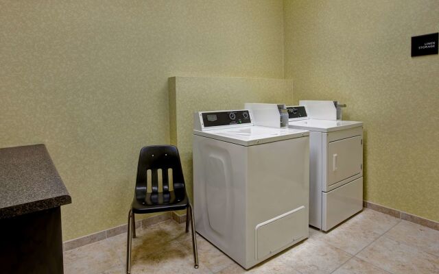 Hampton Inn DeKalb, IL