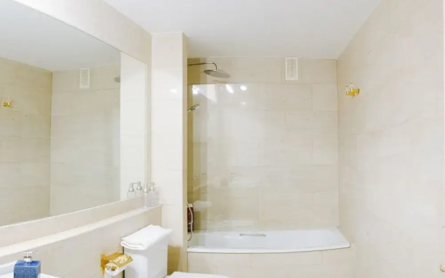 Espectacular Duplex Altos de Santa Ana