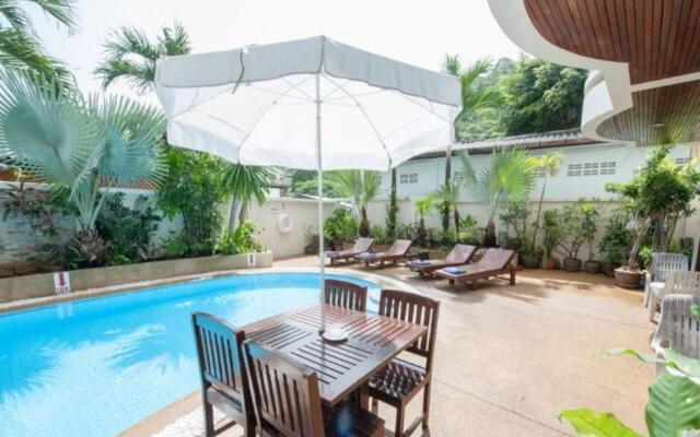 Palmview Resort