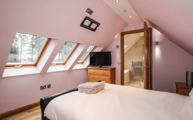 1 The Coach House