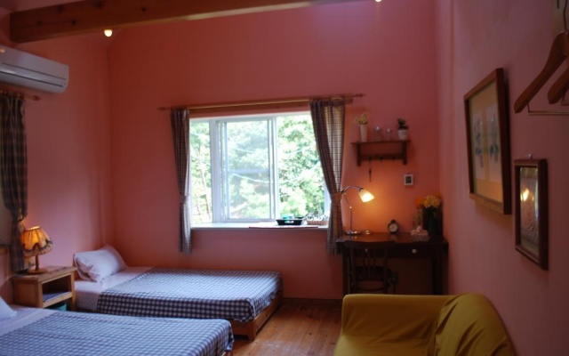 Pension Cruise – Guest Rooms – Shika
