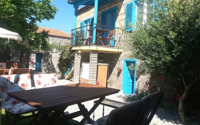 Assos Mia Otel